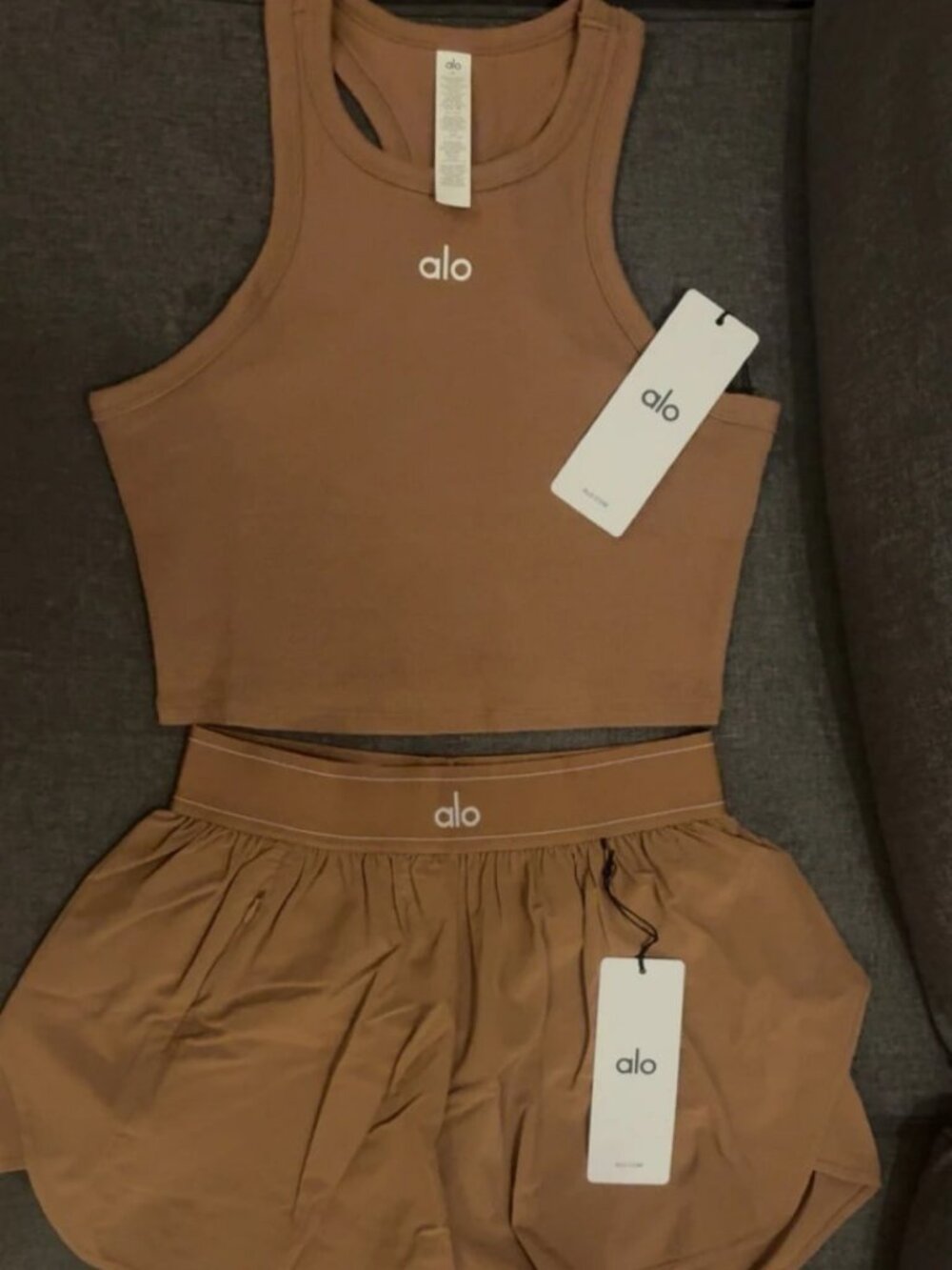 Alo Yoga Airlift Tank Top & Shorts Set, Brown, M